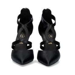 Sapato Calcanhar Jessica-930 Com Tiras Em Preto